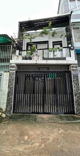 Cho thuê nhà hẻm xe hơi, 3 phòng ngủ mới đẹp giá chỉ 13 triệu