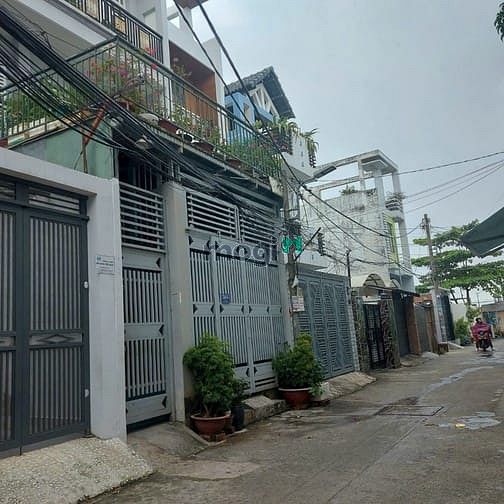 Nhà đất quận 7, mặt hẻm chính 1/ gần đường lớn. Khoảng 5 tỷ có vài sp.