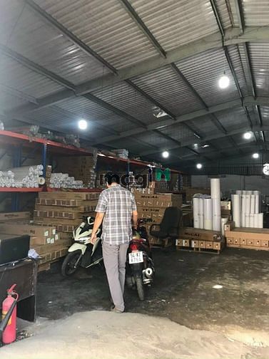 Kho cho thuê mặt tiền Kinh Dương Vương, đọan mũi tàu sát Quận 6, 320m2