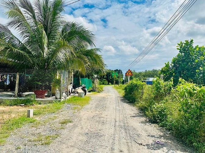 ĐƯỜNG NHỰA bán đất gấp Nguyễn Lương Bằng Trường Đông Hòa Thành 645tr
