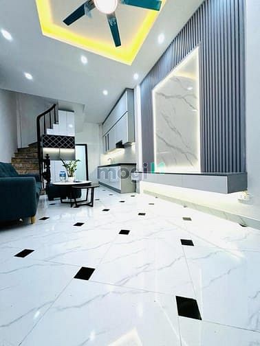 ?Chỉ 4,09 TỶ nhà Bạch Mai -Hai Bà Trưng- GẦN PHỐ - 33M2 4T nhà đẹp?