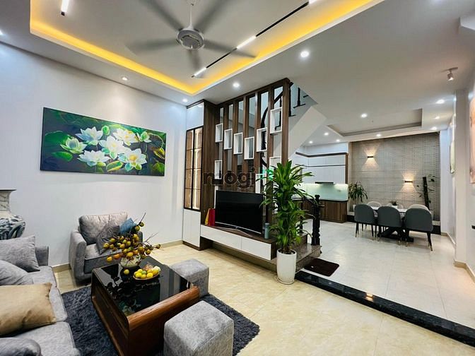 Bán nhà phố Võng Thị - DT51m2x5T cách Hồ Tây 50m – ÔTÔ 15m – Nhỉnh 6Tỷ