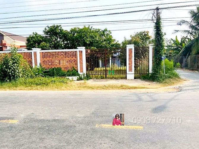 Gia Đình Chuyển Về TP.HCM Sinh Sống,Sang Gấp Góc 2MT Nhựa 25m. 1ty480.