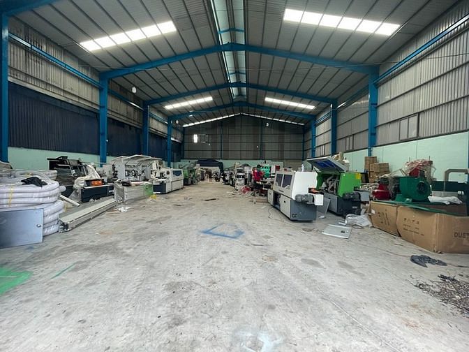 Nhà Xưởng Đường xe Container Hà Huy Giáp, Q12. Dt: 650m 45tr