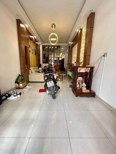 Mặt tiền Nguyễn Huy Lượng ngay BV Gia Định, 76m2, 4 tầng có vỉa hè kD