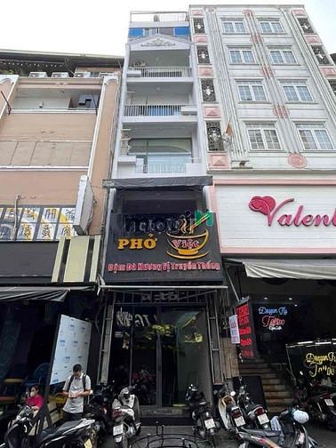 ? Phố Đi Bộ Bùi Viện, Phường Phạm Ngũ Lão, Quận 1?