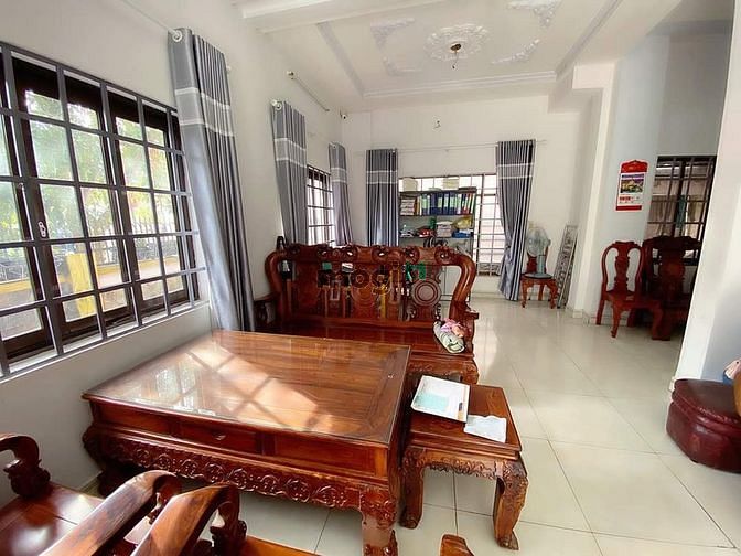 Q12. Ngộp! Biệt Thự CĂN GÓC, 2 MẶT TIỀN đường, ngang 24M, 372m2, 2T.