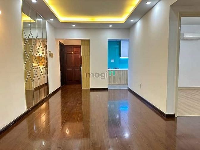 Bán GẤP CH Chung cư Bàu Cát 2 tại Tân Bình giá 1tỷ89 70m2 2PN