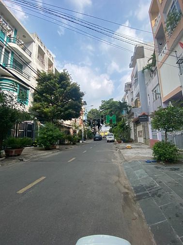 Bán nhà MTNB 12m khu Tên Lửa 4x21m 4 tầng GẦN CÔNG VIÊN COOPMART ĐS 19