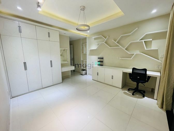Cho thuê nhà nội thất cao cấp hẻm xe tải Hoàng Việt, Tân Bình
