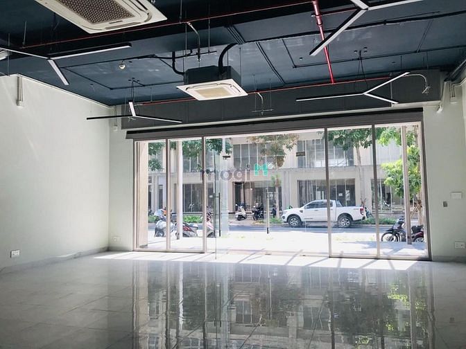 Cho thuê nhanh Mặt bằng TẦNG TRỆT KĐT Sala, Vỉa hè rộng.Giá 19tr/tháng