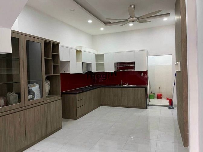 Bán nhà MTNB khu phố ẩm thực, p.13, Q.6. Giá 8,5 tỷ.