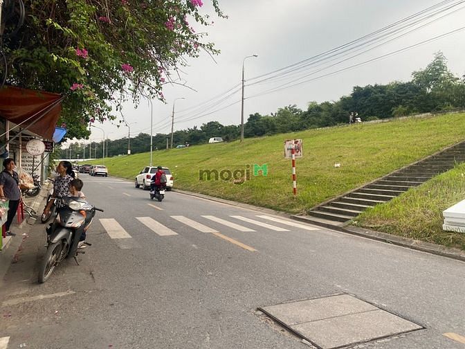 Bán 40m2 Đất Có Nhà Cấp 4, Ngõ Rộng 4m, Ngõ Thông Cổ Linh, Tư Đình