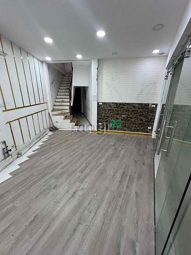 Cho thuê nhà khu phân lô Nam Trung Yên,Yên Hòa,Cầu Giấy,Hà Nội