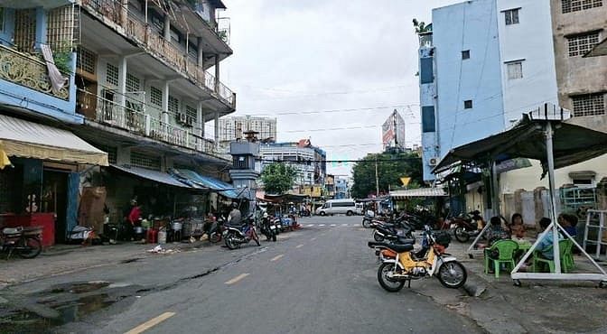 Bán nhà 5 tầng 4x16m mặt tiền đường kinh doanh trung tâm Q5.