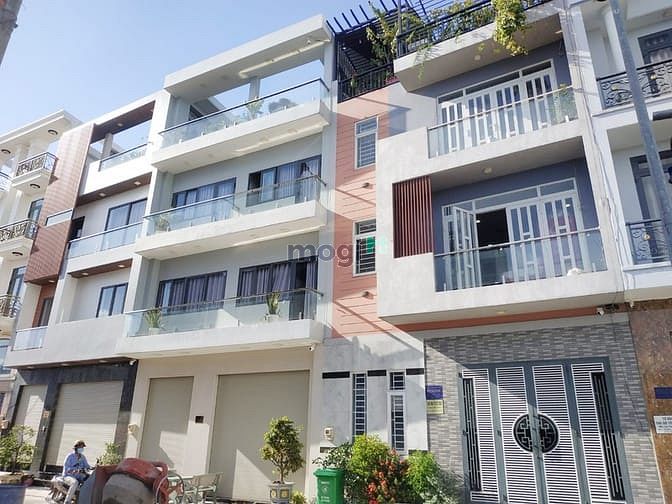 MT Thạch Lam Tân Phú 182m2 ngang 8m 4 tầng BTCT, có 60tr/th, 24 tỷ TL