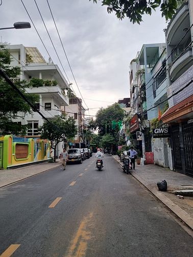 Đường 8M thông kinh doanh - Tiện ở, làm văn phòng 60 M2 x 4 Tầng, 8 TỶ