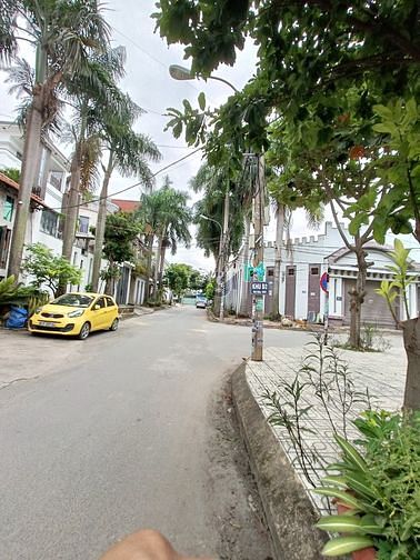 Bán Nhà Kho 372m2 đất trong khu biệt thự Thạnh Xuân