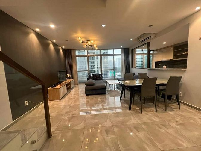 Penthouse Starhill - Phú Mỹ Hưng, cần bán nhanh. DT 234m2, có vườn