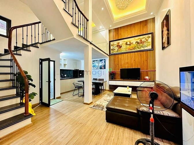 ?Có 1.0.2 phố Bạch Mai - Hai bà Trưng 5m ra phố 40m2 4t chỉ 7,15 tỷ?