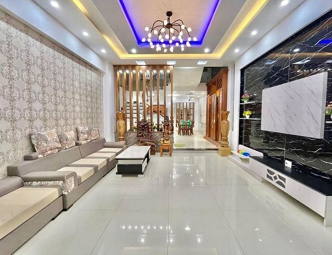 Bán nhà kinh doanh Lê Thánh Tôn, 4*16m, 2 tầng, BÊN HÔNG CHỢ BẾN THÀNH