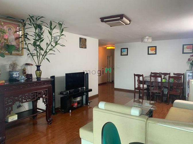 Căn hộ CC Fafilm VNT Tower Ngã Tư Sở 150m 3PN