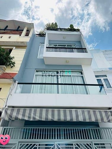 nhà HXH tránh thông, gần MT Đinh Tiên Hoàng P.1 BT 33m2, 2PN, 4tỷ9