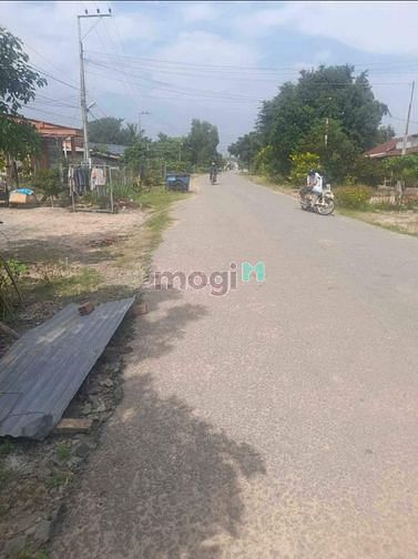 Bán lô đất mặt tiền đường nhựa tại Tán Bình, TP Tây Ninh giá 250tr