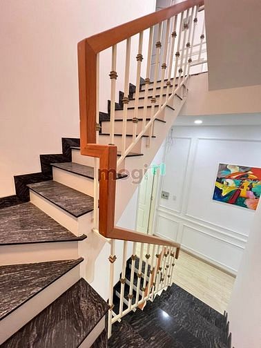 Bán nhà Lam Sơn hẻm xe hơi Khu sân bay quận tân bình giá chỉ hơn 9 tỷ