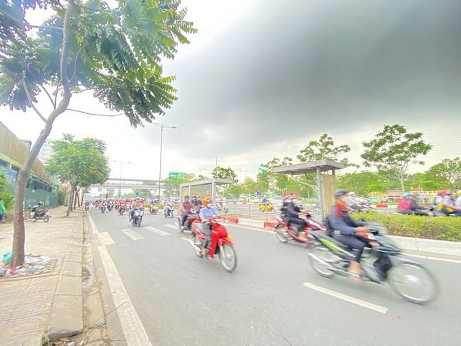 Mặt tiền Phạm Văn Đồng, 156m² ngang 10x15.6m chỉ 18.8 tỷ. Rẻ nhất khu