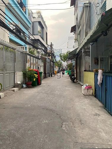 Bán nhà hẻm ô tô 253 Trần Xuân Soạn, p Tân Kiểng, Quận 7 - 104m2