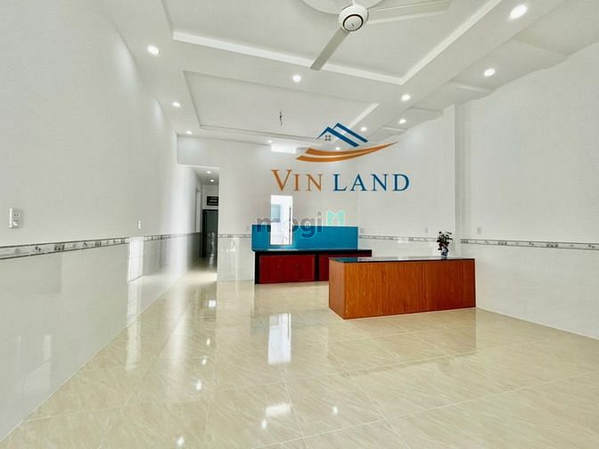 Cho thuê nhà mới đẹp 2PN có sân ôtô ngay KCN Amata