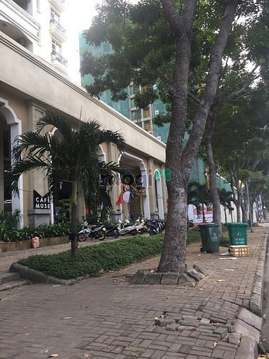Bán liền tay shop Nam Khang mặt tiền Nguyễn Lương Bằng, Phú Mỹ Hưng