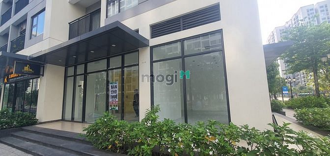 Xem ngay căn shop khối đế với giá thuê cực sốc tại Vinhomes  Q9