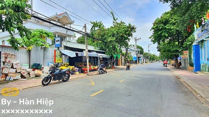 bán đất mặt tiền Cầu Xây .Tân Phú. Q9 - Dt: 158m2 . ngang 5x35m