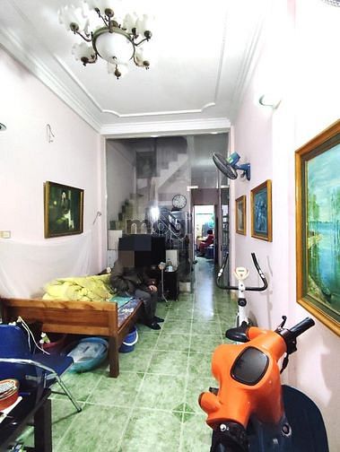 Bán nhà Hào Nam 66m, lô góc, ngõ thông, ô tô gần