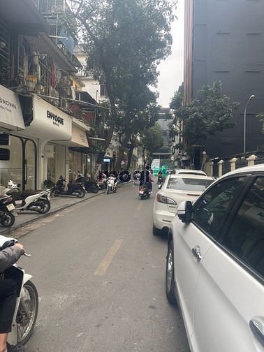 Cho thuê nhà mặt phố Trần Quốc Toản-Quận Hoàn Kiếm