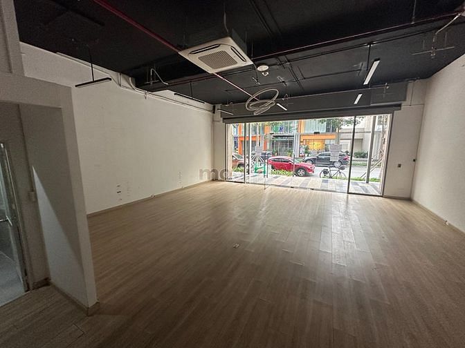 Shophouse sala cho thuê giá 85 triệu. Diện tích 220m2 sarina ngang