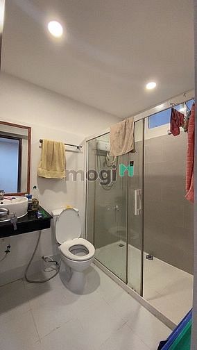Bán nhà Đặng Văn Ngữ hẻm xe hơi ngang 5, 4 tầng chỉ 13.9 tỷ TL