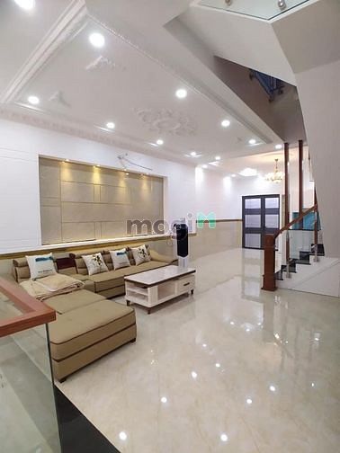 Cho thuê nhà mới đầy đủ nội thất 22/4B Lam Sơn, P2, TB. 4PN 5WC, 6x14