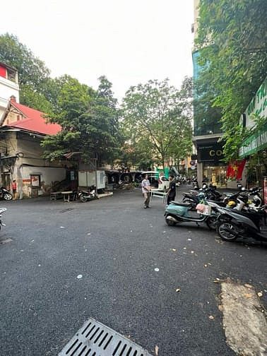 Chỉ 6,9 tỷ có ngày nhà 5 tầng phố quân vương Lý Nam Đế, ôtô,kinh doanh