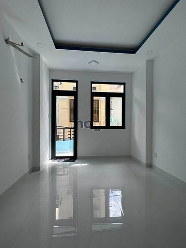 Nhà Đường Sư Vạn Hạnh Phường 9 Quận 10 ôtô Đỗ Cửa.