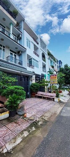 Cho thuê nhà mặt tiền Đường số phường An Phú Quận 2, hầm 4 lầu, 5x20m.
