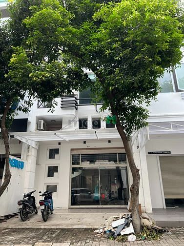 Nhà mặt tiền khu Hưng Gia, Phú Mỹ Hưng thuê để kinh doanh và ở