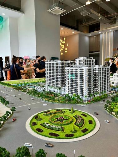 Căn hộ văn phòng or ở . 65m2 , 560 triệu.3 mặt tiền đường lớn