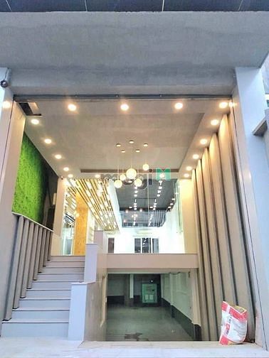 Cho thuê mặt tiền Trần Quốc Toản dt 5x20m,7 tầng,có pccc,chỉ 139 triệu