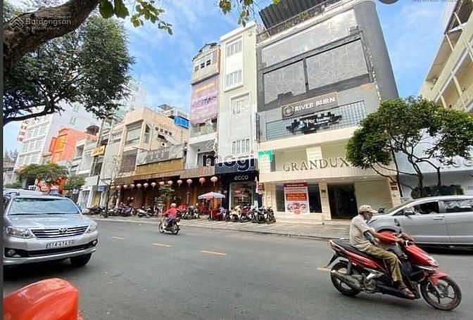 NGANG 7M Cho Thuê Nhà MT Nguyễn Trãi, P NCT, Quận 1, Chỉ 55tr/th