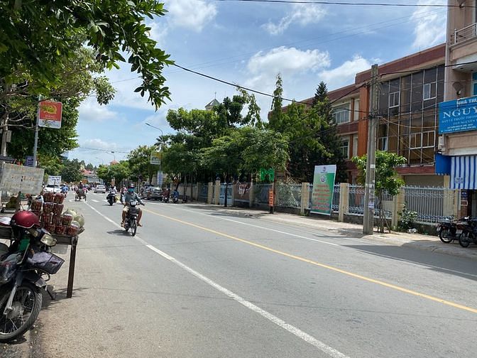 Nhà bán P.Quyết Thắng 69m2 giá 2.3 tỷ 1 trệt 1 lầu 3 phòng ngủ hẻm 3m