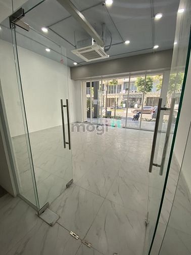 Cho thuê TẦNG TRỆT VÀ TẦNG 1- DTSD gần 170m2 căn nhà phố thương mại