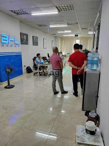 Cho thuê nhà riêng nguyên căn 6 tầng ngõ Trung Kính - Cầu Giấy -Hà Nội